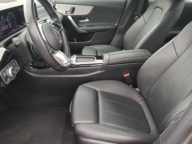Used 2025 Mercedes-Benz CLA 250 4MATIC image 16