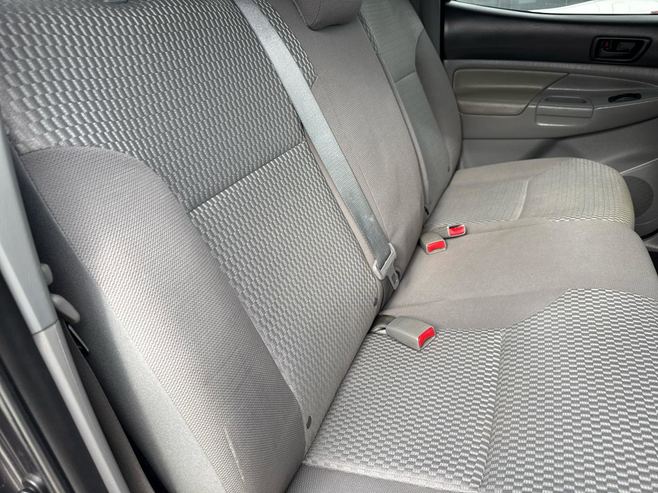 Used 2014 Toyota Tacoma 4x4 Double Cab w/ SR5 Package image 37