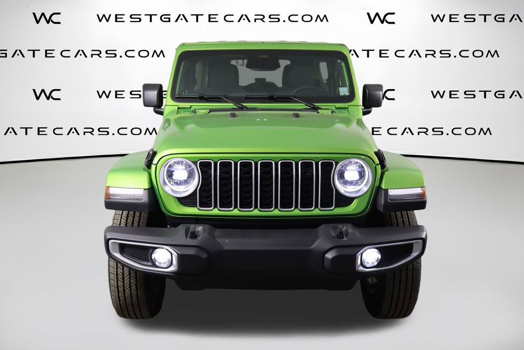 Used 2026 Jeep Wrangler Unlimited Sahara AWD/4WD video 2