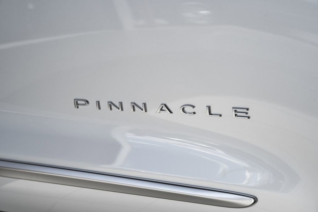 New 2026 Chrysler Pacifica Pinnacle image 15