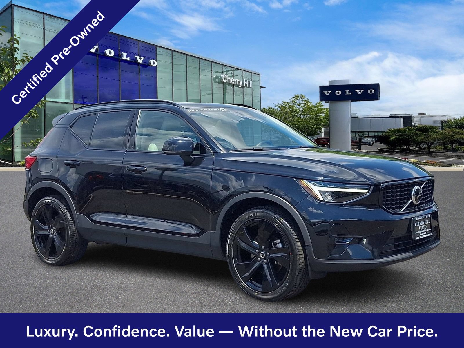 Certified 2023 Volvo XC40 B5 Plus w/ Climate Package