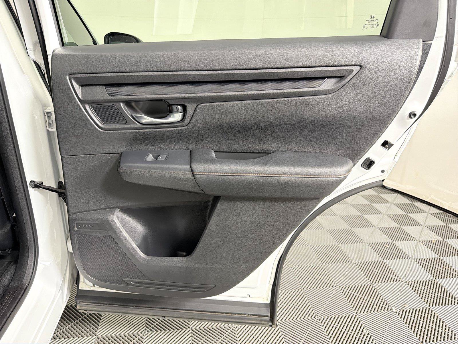 Used 2024 Honda CR-V Sport-L image 14