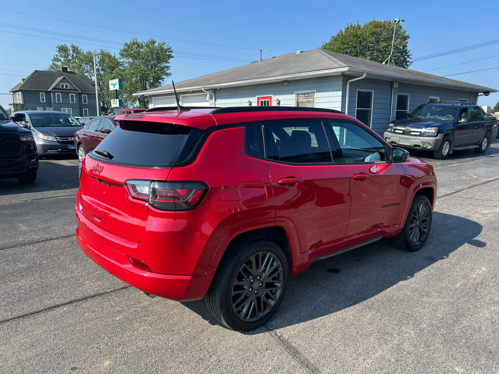 Used 2022 Jeep Compass Limited w/ (RED) Package image 3