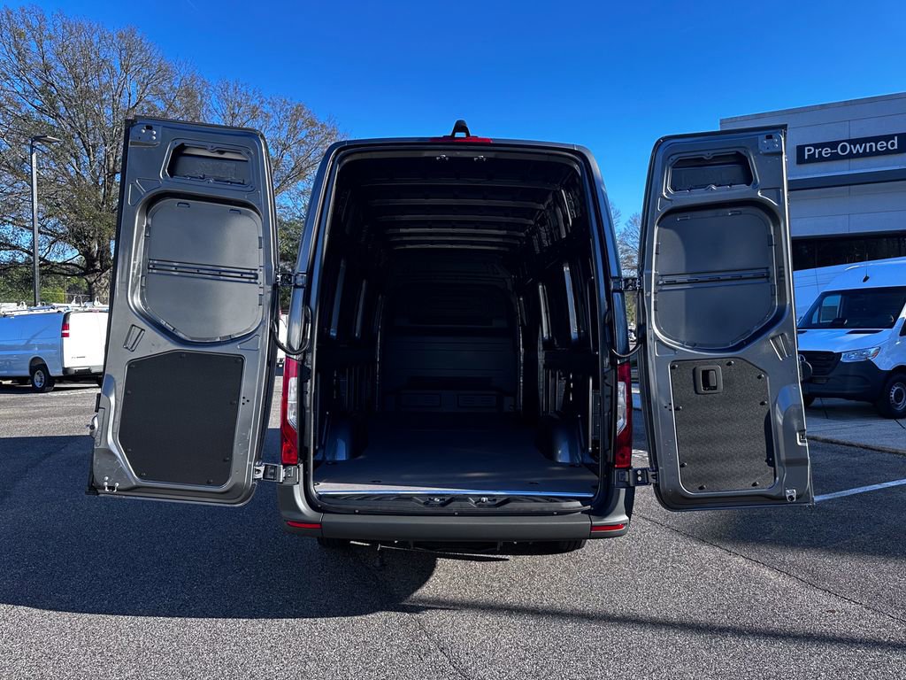 New 2026 Mercedes-Benz Sprinter 2500 image 24