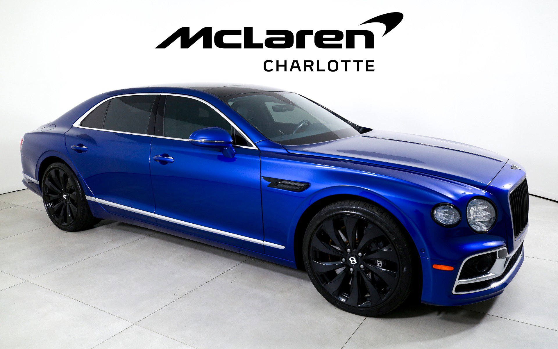 Used 2020 Bentley Flying Spur W12 AWD/4WD image 2