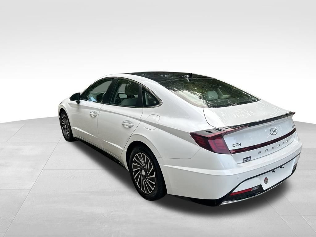 Used 2021 Hyundai Sonata Limited FWD image 3