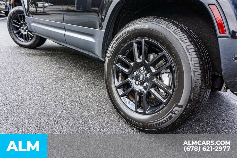 Used 2025 Land Rover Defender 110 S AWD/4WD image 16