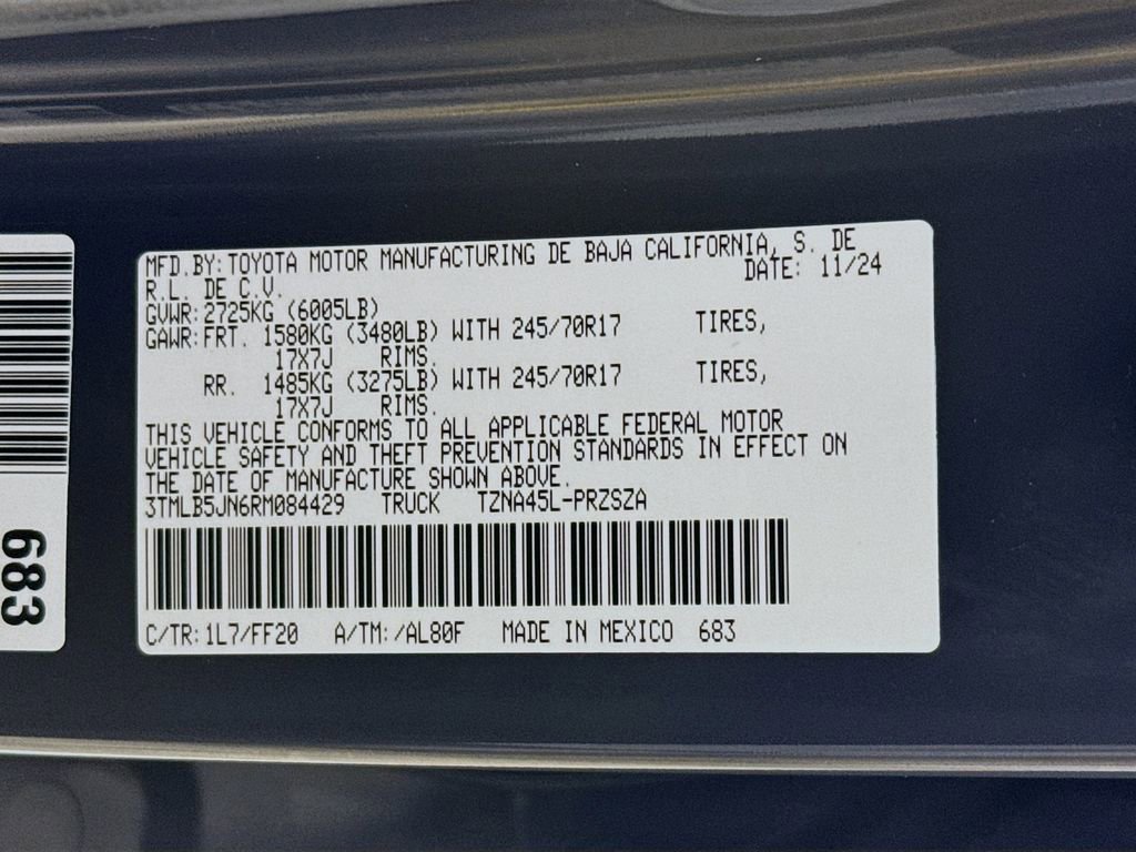 Certified 2024 Toyota Tacoma SR5 AWD/4WD image 34