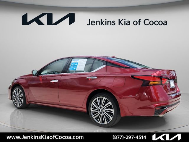 Used 2023 Nissan Altima 2.5 SL AWD/4WD image 8
