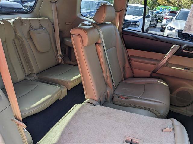Used 2012 Toyota Highlander SE w/ Tow Pkg AWD/4WD image 20