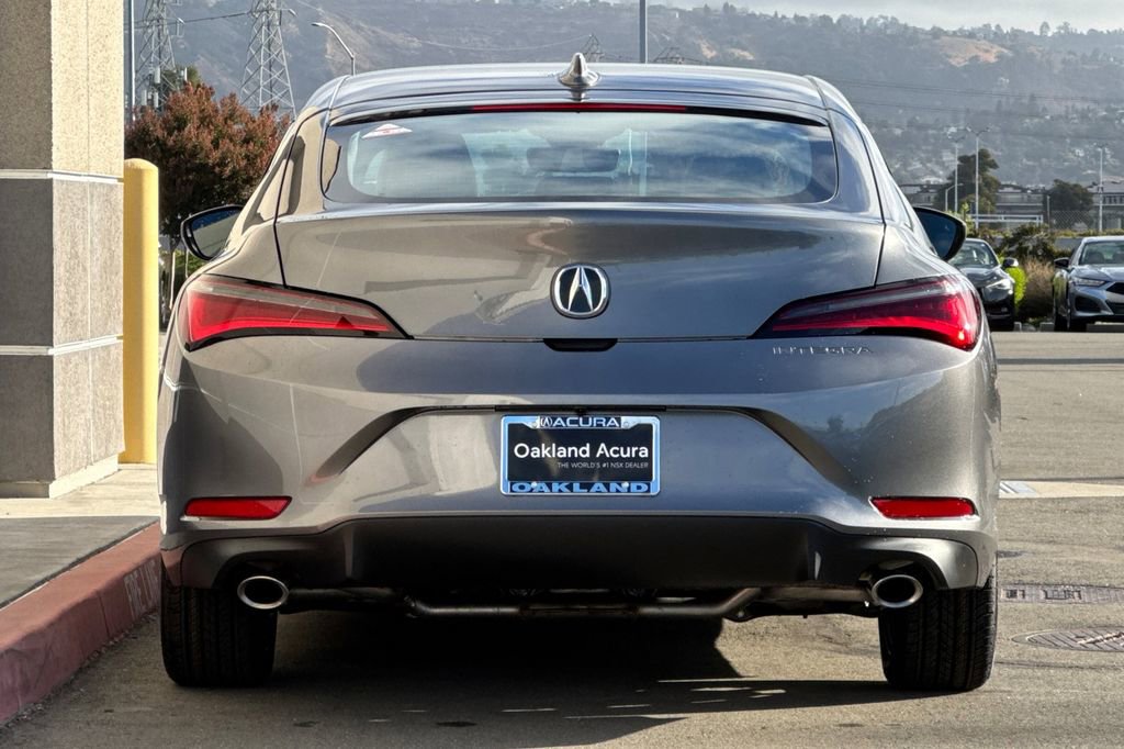 New 2025 Acura Integra image 5