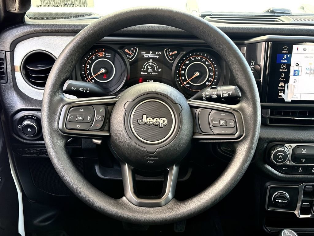 Used 2026 Jeep Wrangler Unlimited Sport AWD/4WD image 11