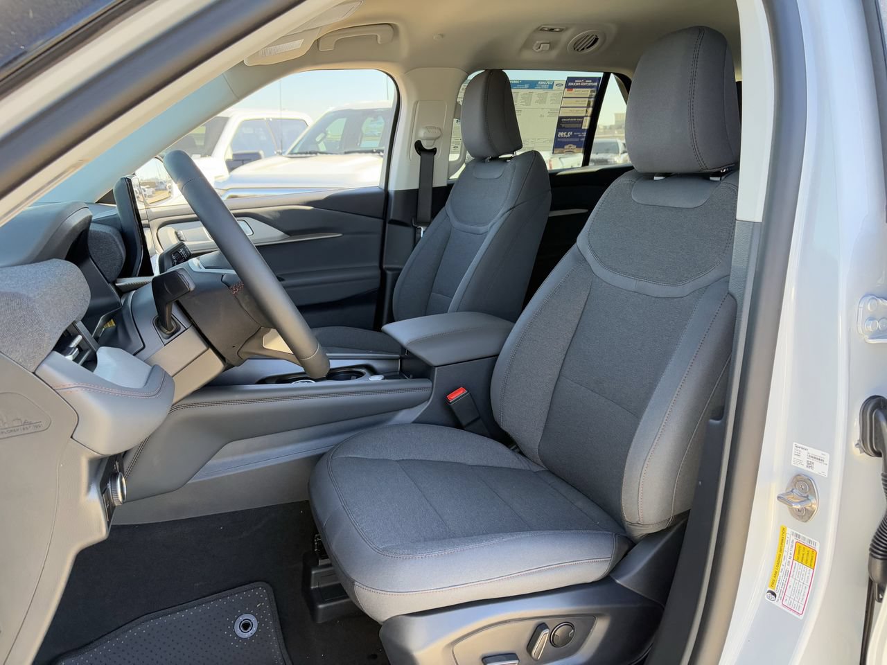 New 2026 Ford Explorer Active RWD image 24