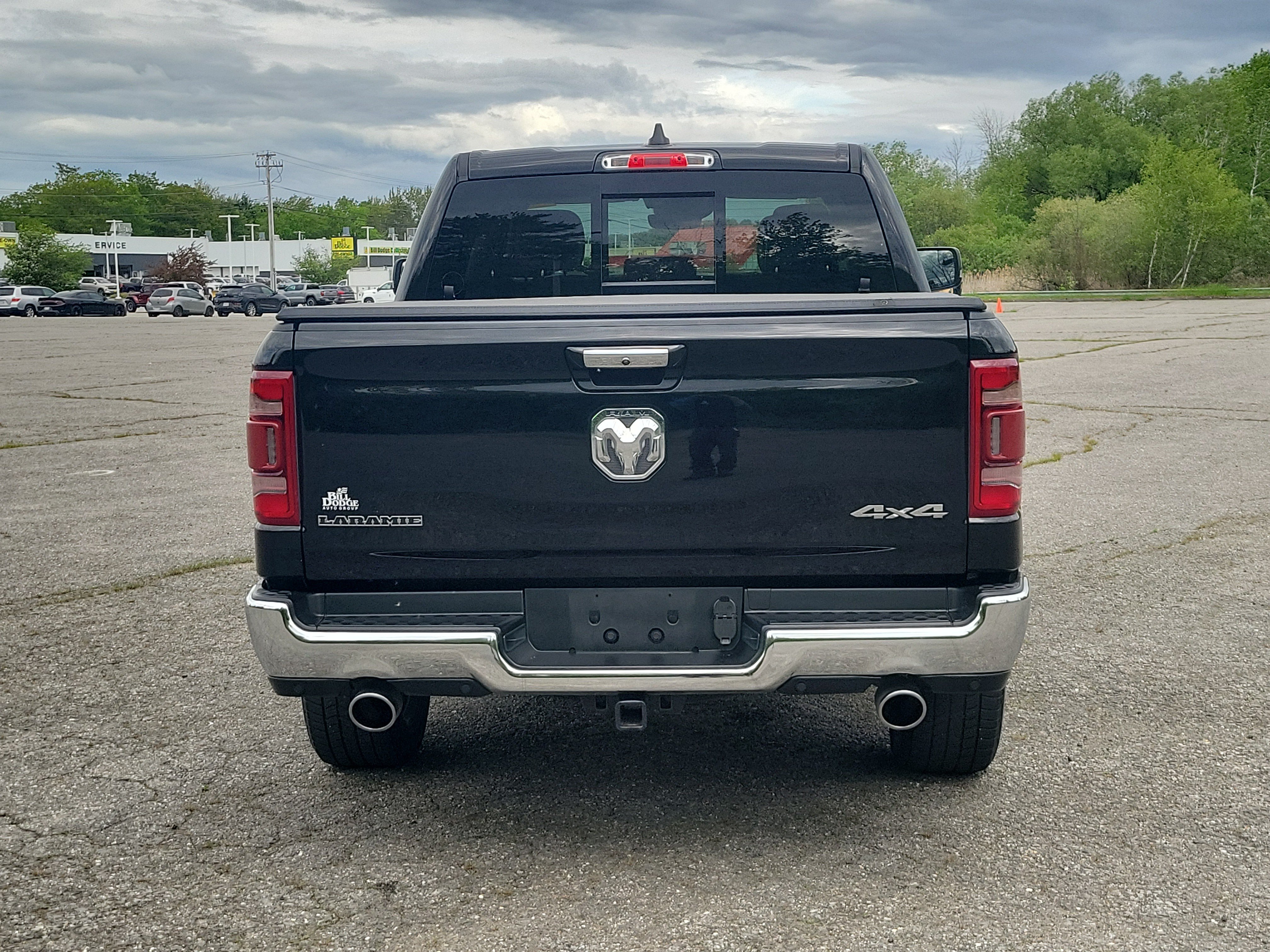 Used 2022 RAM 1500 Laramie AWD/4WD image 6