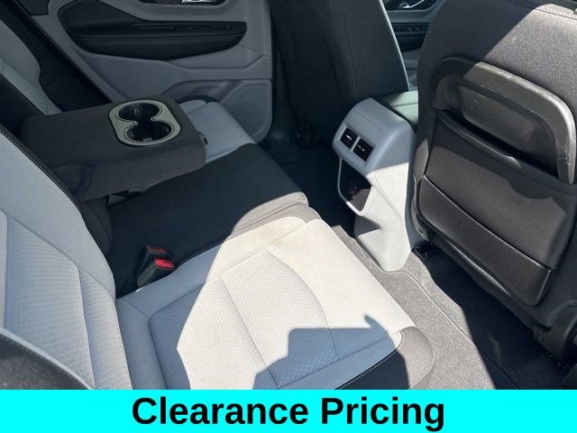Used 2023 GMC Terrain SLE w/ Driver Convenience Package AWD/4WD image 36