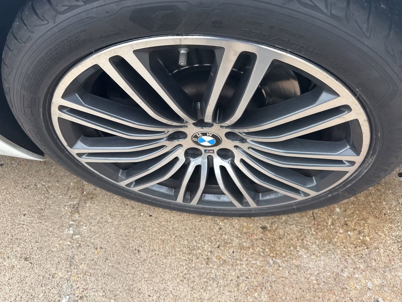 Used 2017 BMW 540i image 15