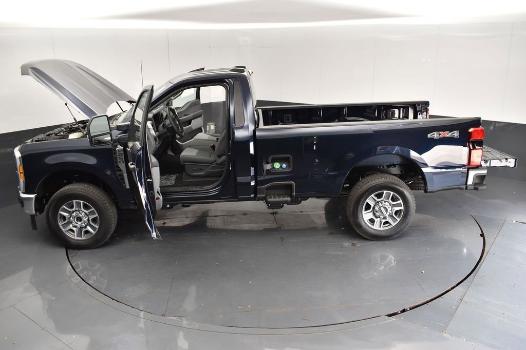 New 2025 Ford F250 XLT w/ 360-Degree Camera Package image 33