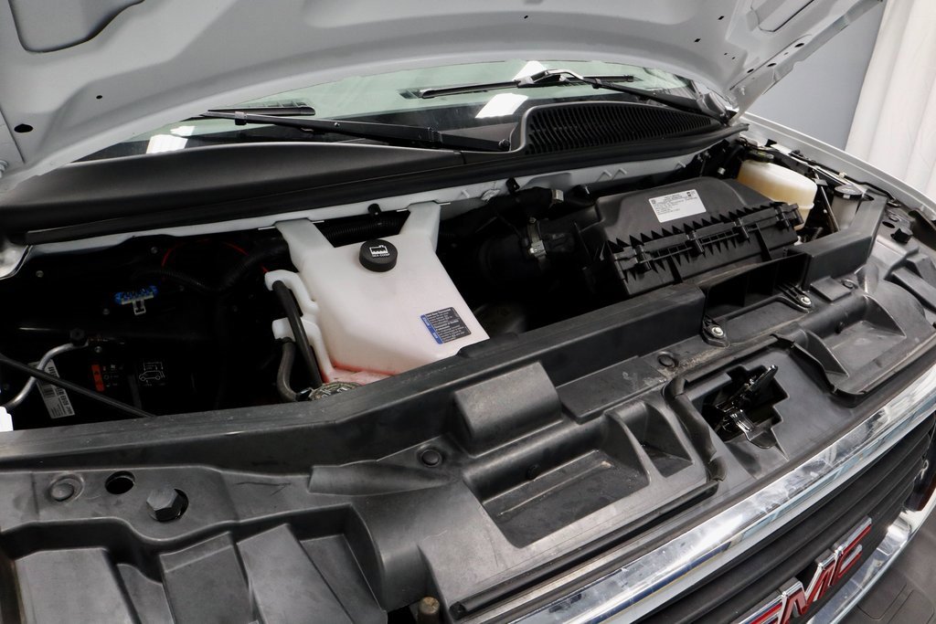 Used 2024 GMC Savana 2500 w/ Driver Convenience Package image 12