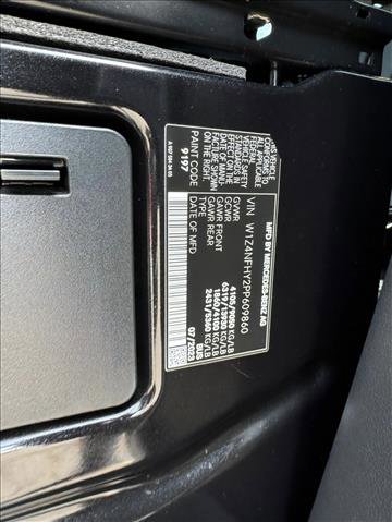 Used 2023 Mercedes-Benz Sprinter 2500 image 25