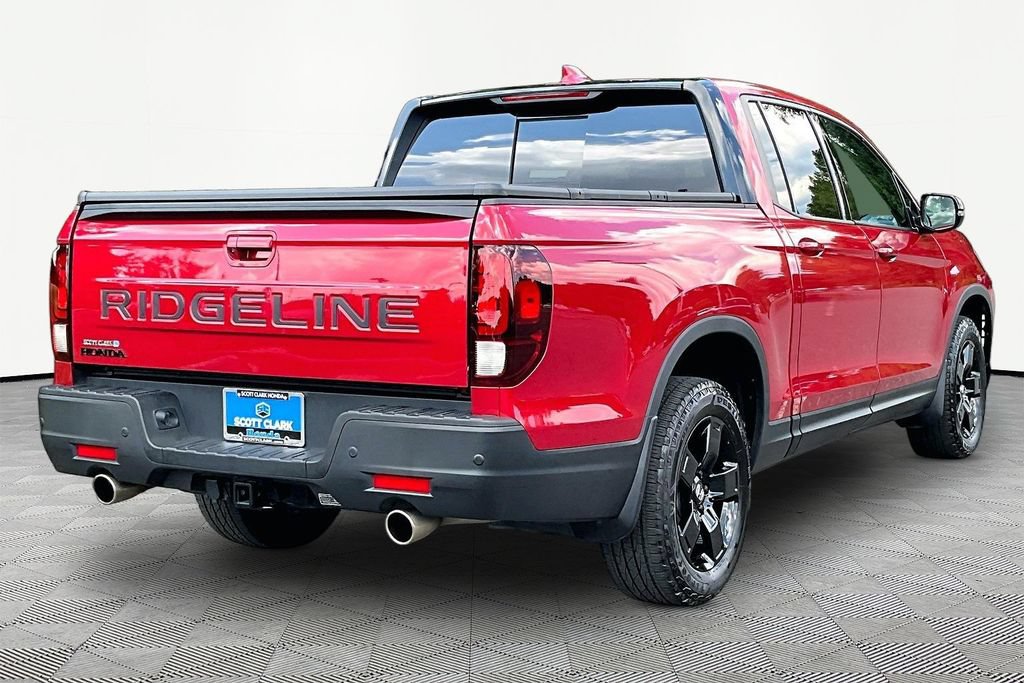 Certified 2025 Honda Ridgeline Black Edition image 5