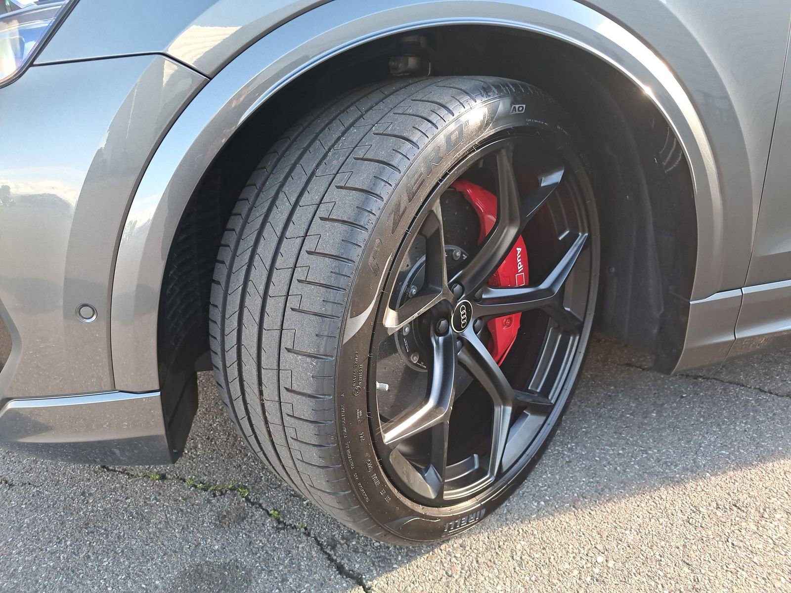 New 2025 Audi RS Q8 performance image 36