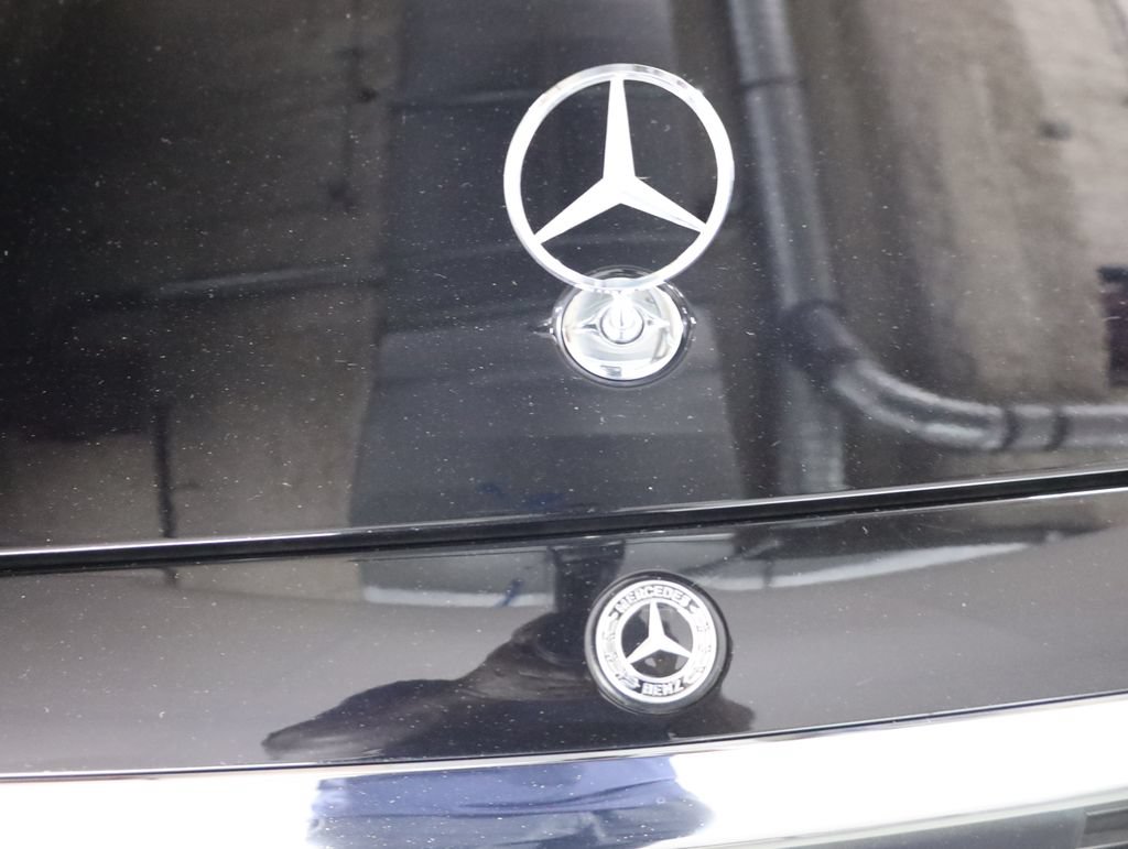 Certified 2022 Mercedes-Benz S 580 4MATIC Sedan w/ Rear Seat Package image 66