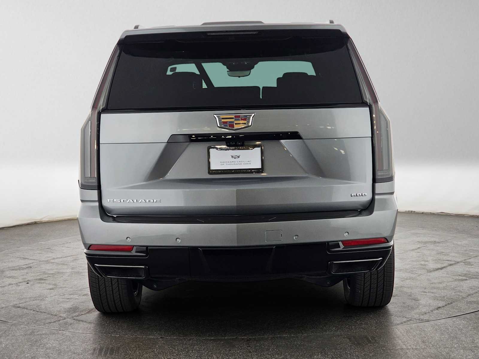 Certified 2025 Cadillac Escalade Sport Platinum w/ LPO, Floor Liner Package AWD/4WD image 4