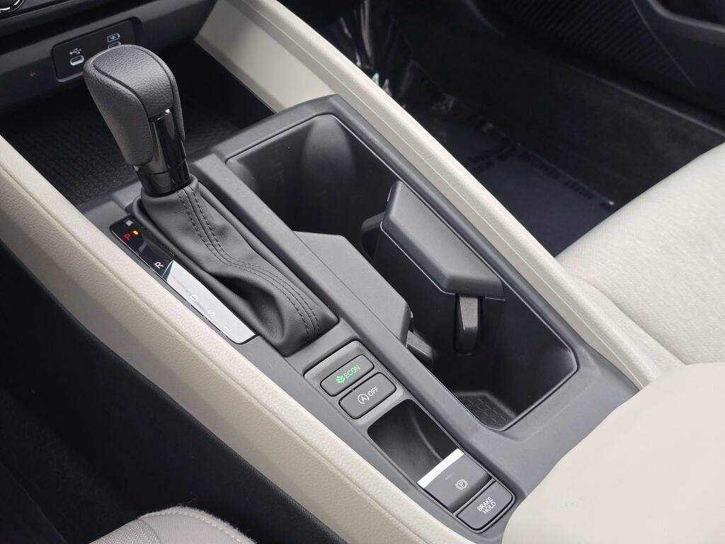 Certified 2024 Honda Accord EX image 27