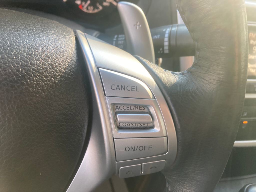 Used 2017 Nissan Altima 2.5 SR image 37