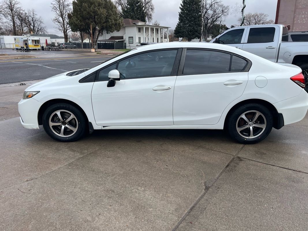 Used 2015 Honda Civic SE image 6