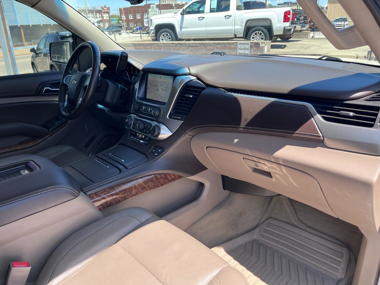 Used 2015 Chevrolet Tahoe LTZ AWD/4WD image 24
