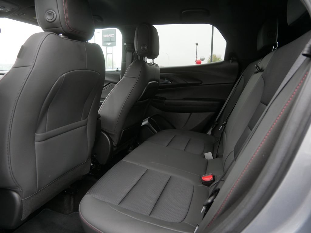 Used 2023 Chevrolet TrailBlazer RS w/ Convenience Package AWD/4WD image 20