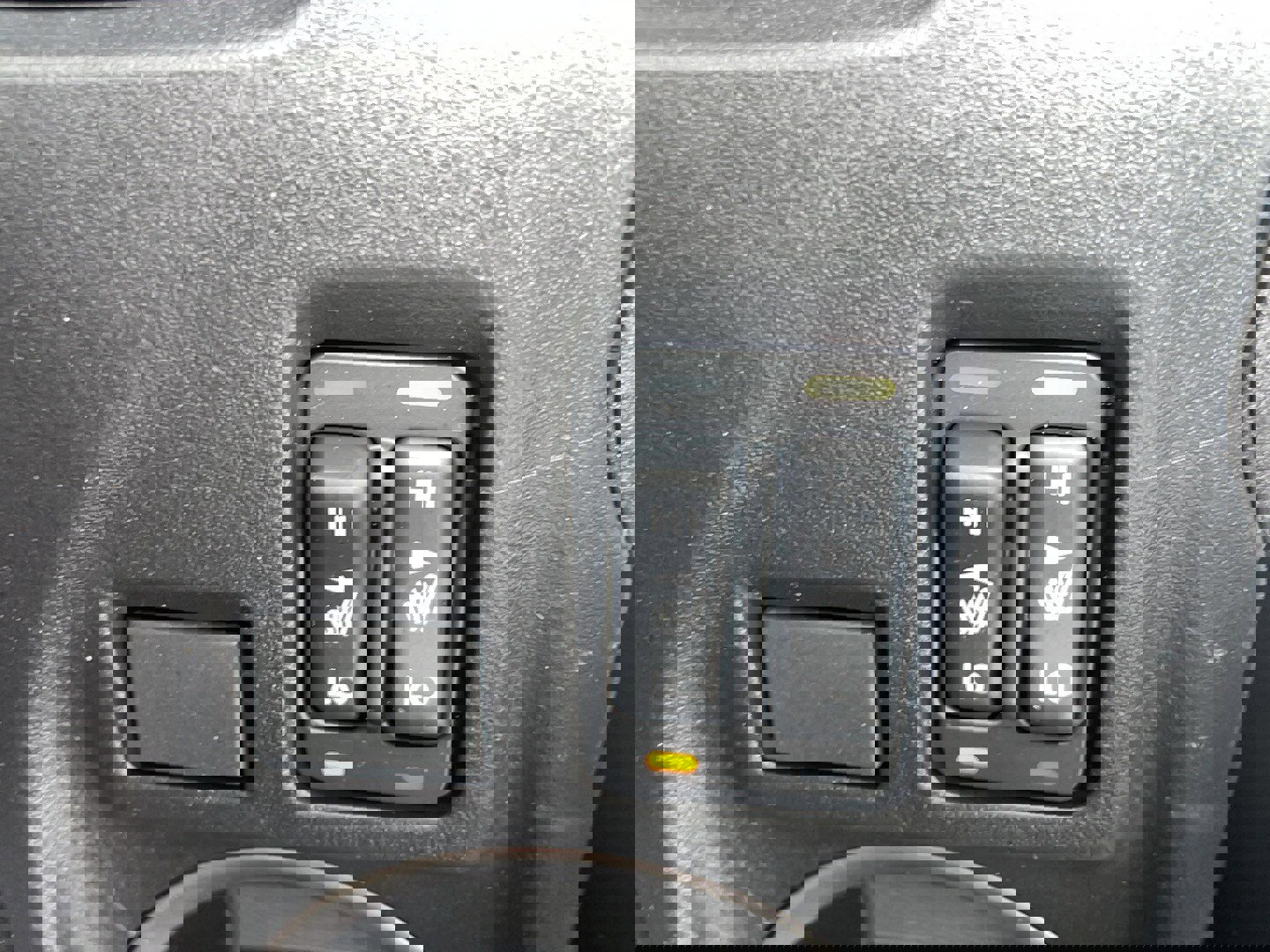 Used 2023 Subaru Impreza 2.0i Limited image 9