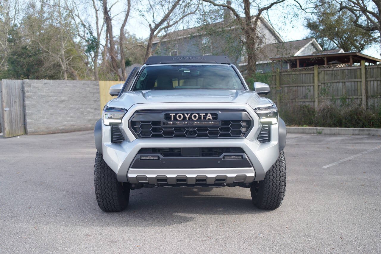 Used 2024 Toyota Tacoma 4x4 Double Cab Hybrid image 8