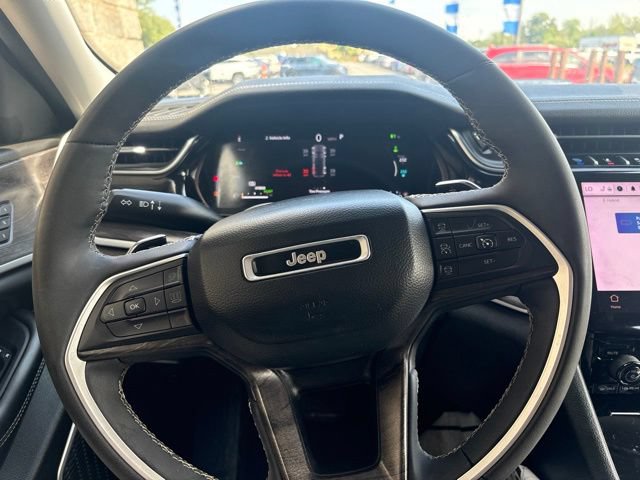 Used 2023 Jeep Grand Cherokee 4WD 4xe image 16
