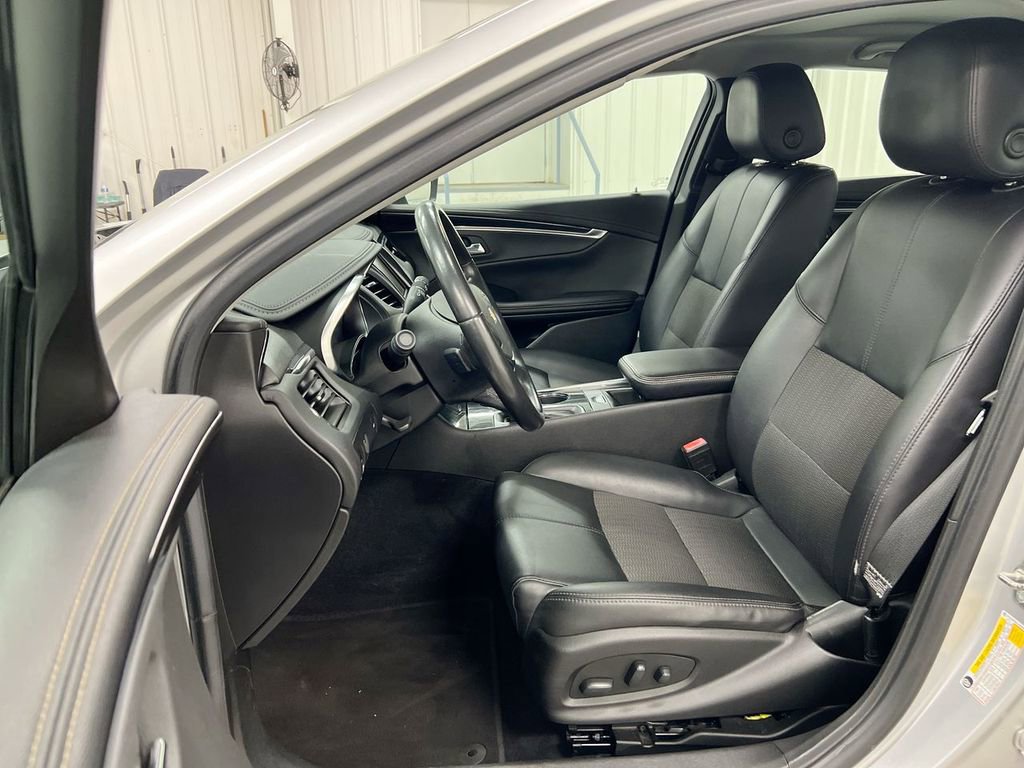 Used 2020 Chevrolet Impala LT image 19