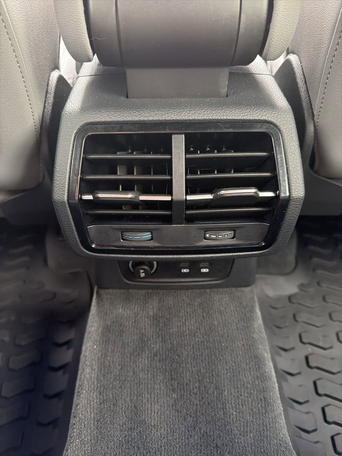 Used 2021 Audi Q3 2.0T Premium Plus w/ Premium Plus Package image 44