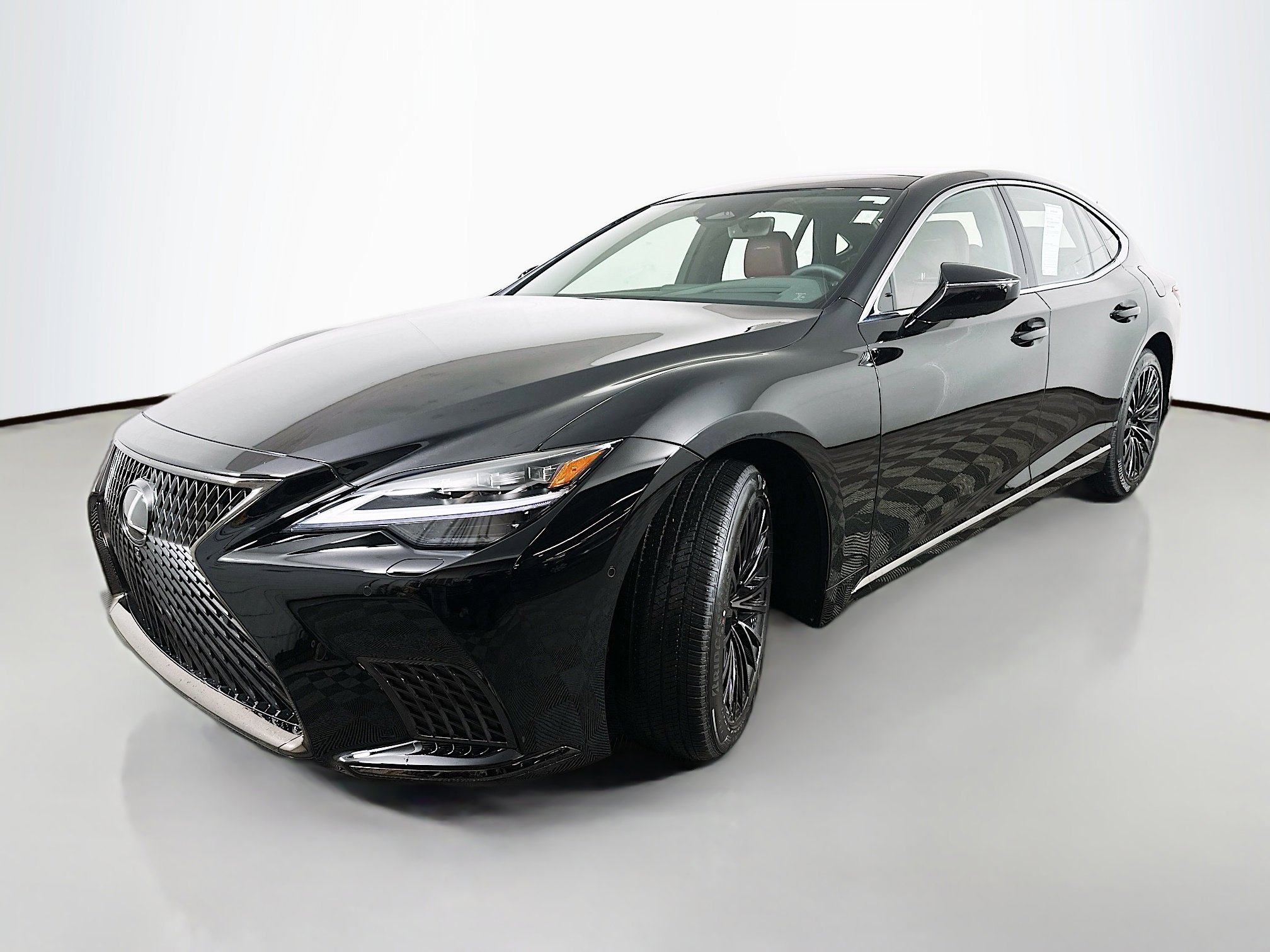 New 2026 Lexus LS 500 AWD w/ Accessory Package (2T) image 3