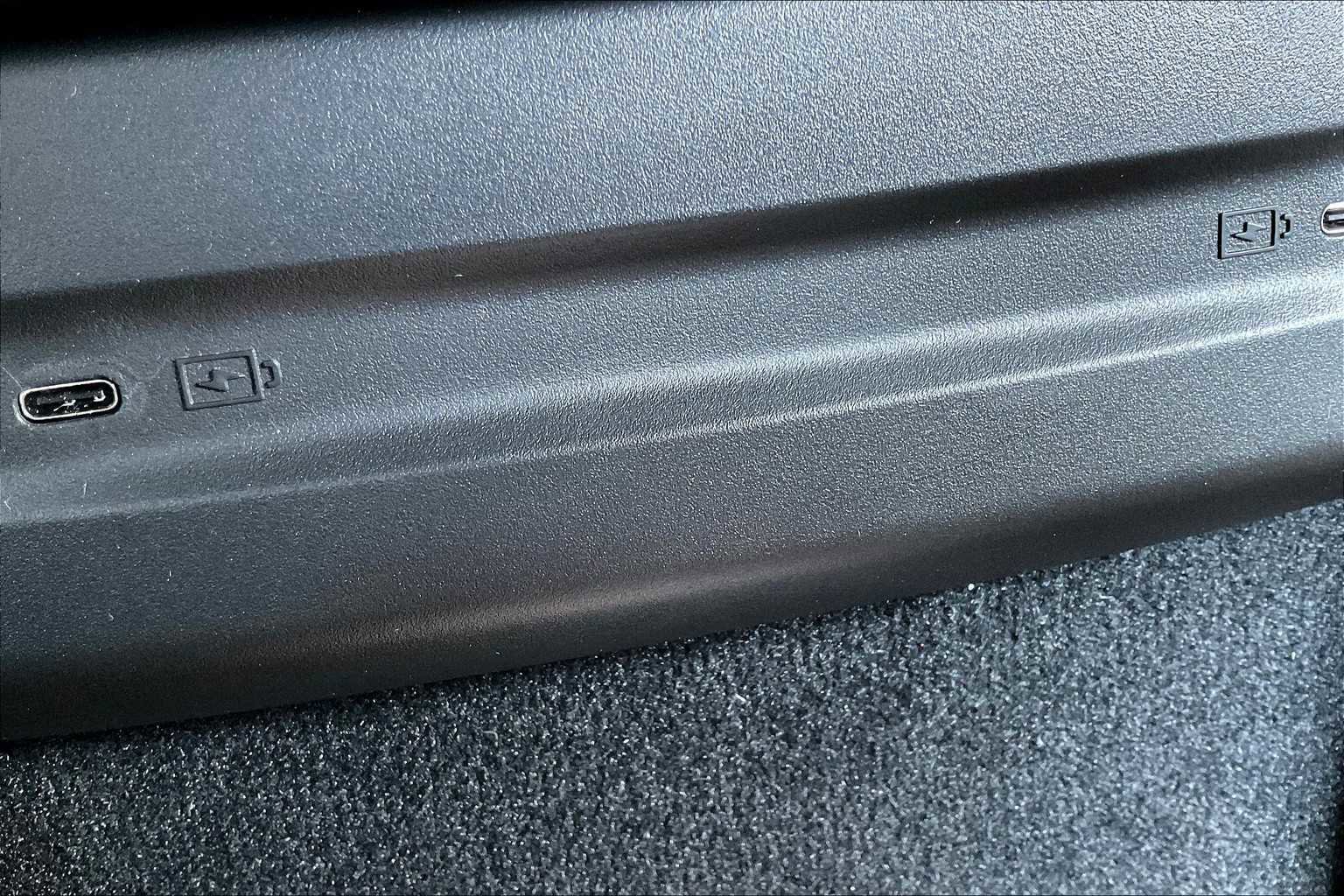 New 2025 Volvo EX90 Ultra image 23