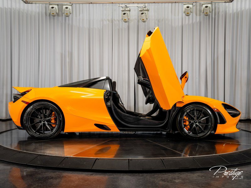 Used 2023 McLaren 720S Luxury image 34