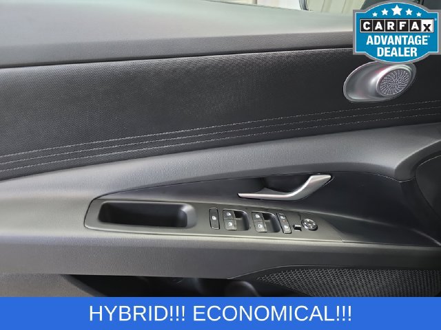 Used 2026 Hyundai Elantra Hybrid FWD image 27