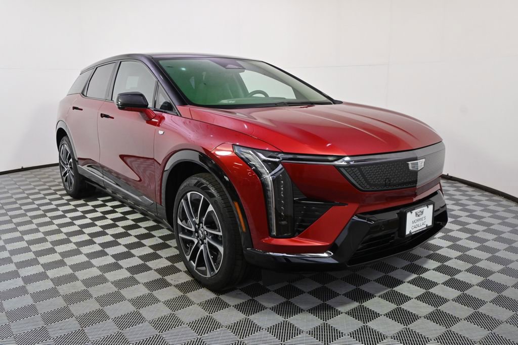 New 2026 Cadillac Optiq Sport 1 w/ LPO, Floor Liner Package AWD/4WD image 9