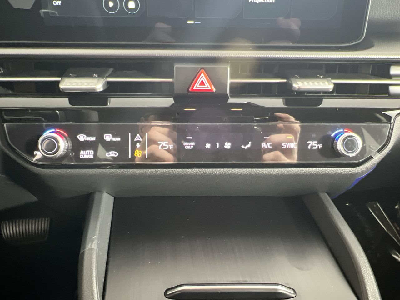 New 2027 Kia Sportage LX FWD image 26