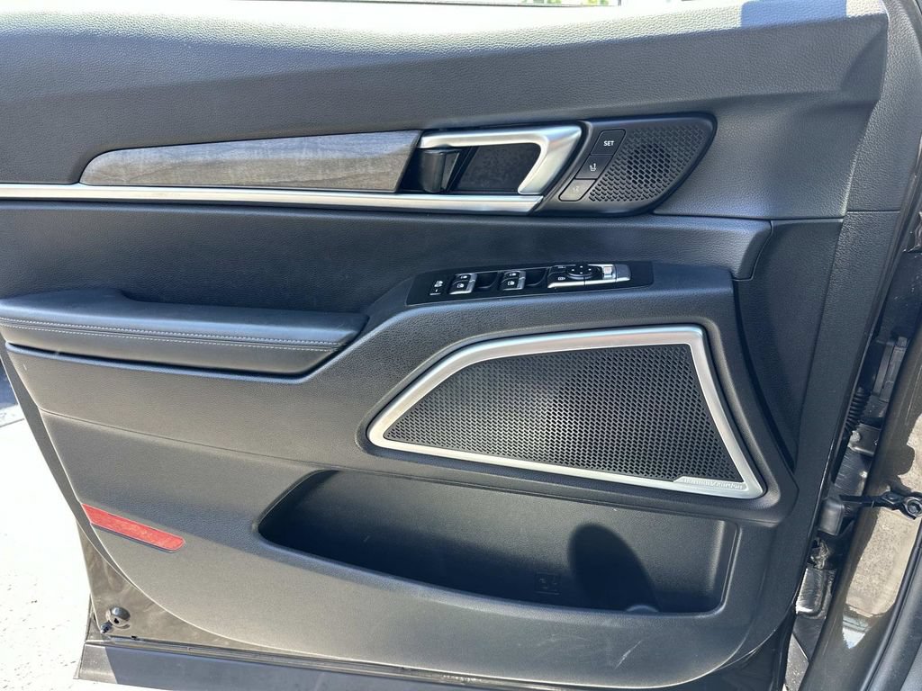 Used 2022 Kia Telluride SX w/ SX Prestige Package AWD/4WD image 24