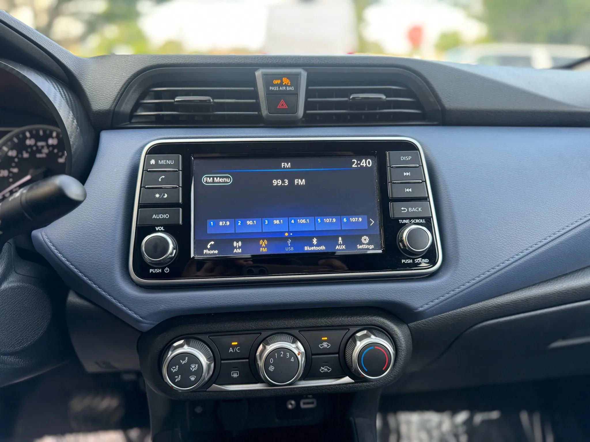 Used 2023 Nissan Versa SV w/ Trunk Package image 15