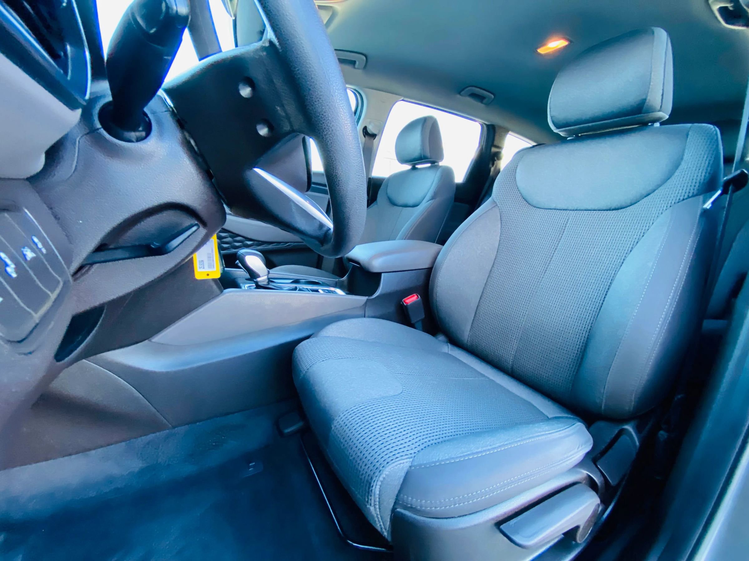 Used 2019 Hyundai Santa Fe SE image 18