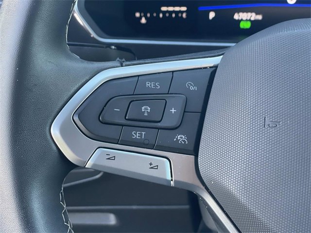 Used 2022 Volkswagen Tiguan SE image 8