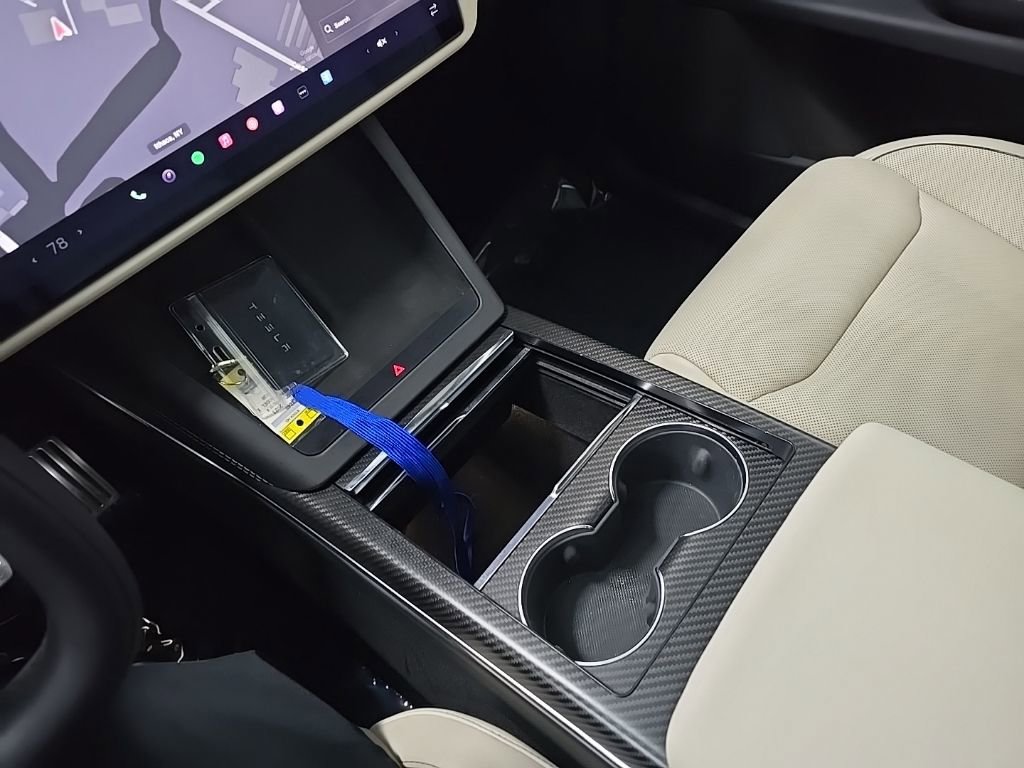 Used 2023 Tesla Model X Plaid image 29