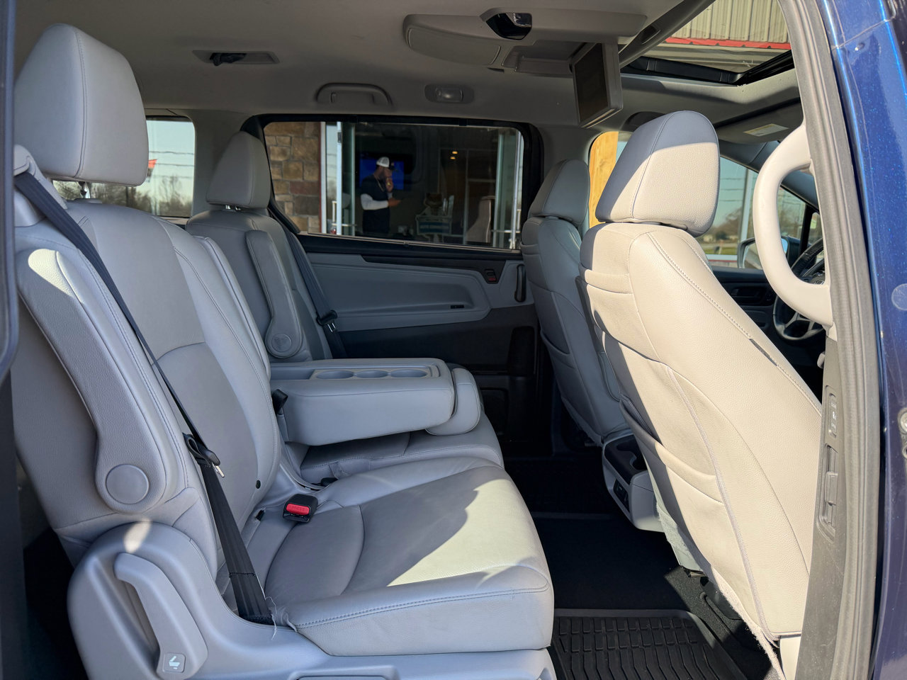 Used 2018 Honda Odyssey EX-L image 20