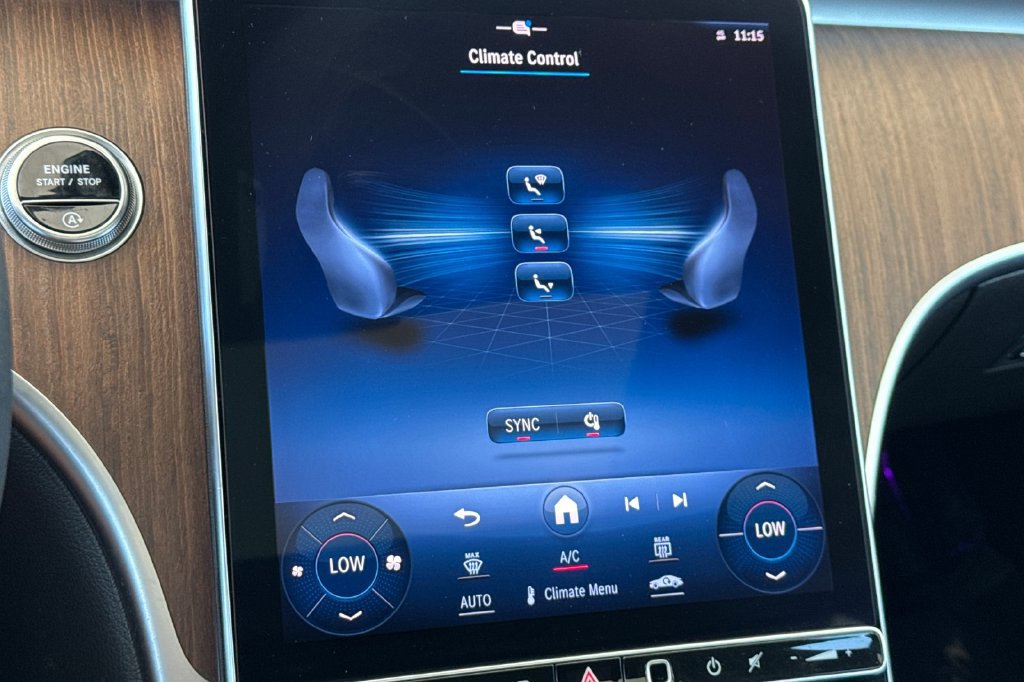Used 2024 Mercedes-Benz C 300 Sedan image 23
